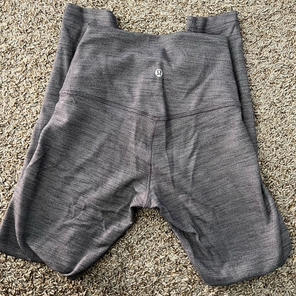 Lululemon Wunder Under leggings